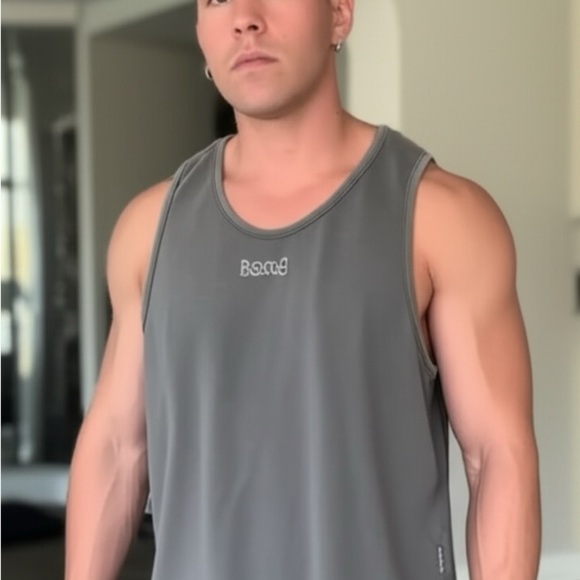 Gray Athletic Tank Top with Crew Neck and Wide Arm Openings - Picture 1 of 9